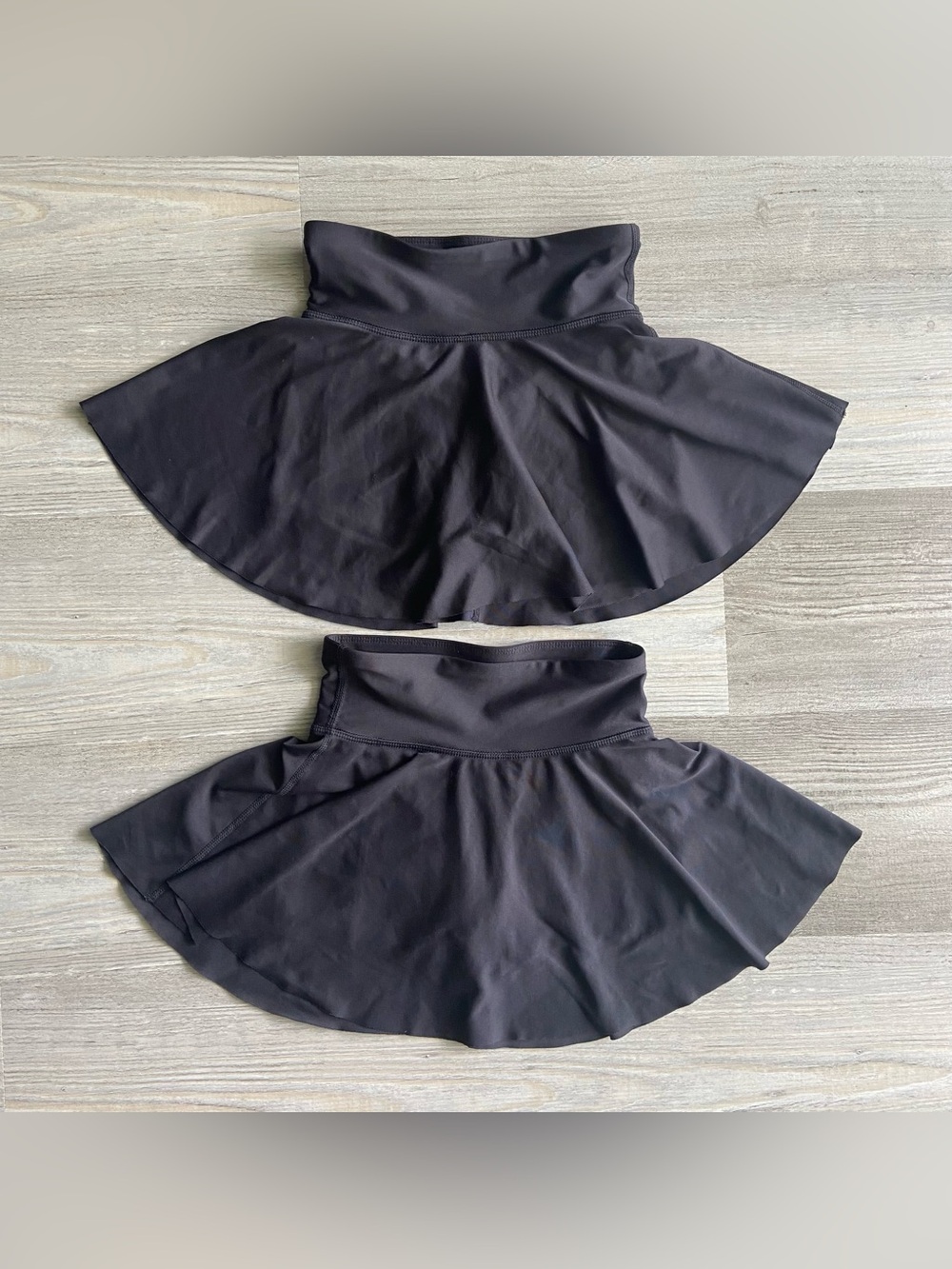 Old Navy Girls Powersoft Tennis Skorts Bundle Set of 2 Black M